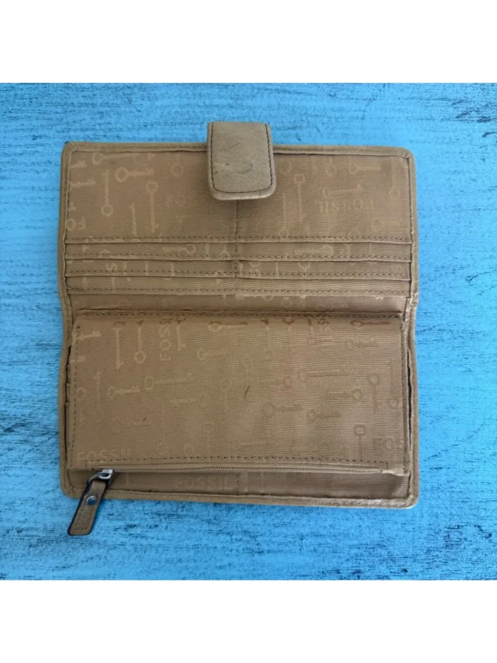 Fossil Tan Leather Wallet With Colorful Embroidered Accents & Bird Design